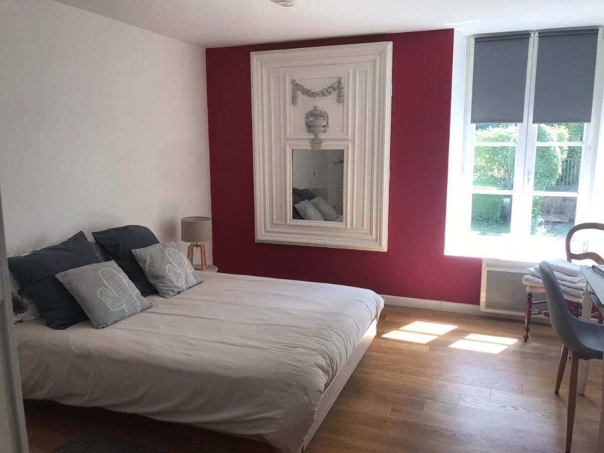 Appartement Les Escuries à Commes Extérieur photo